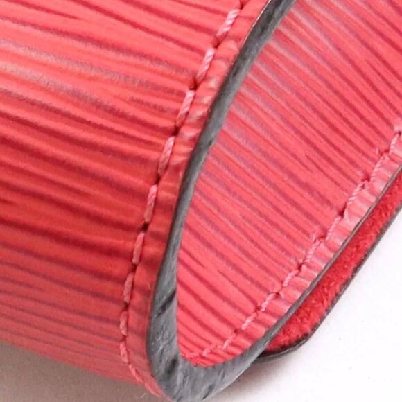 Auth LOUIS VUITTON Epi Pochette Louise PM Clutch Crossbody Bag - Picture 13 of 16